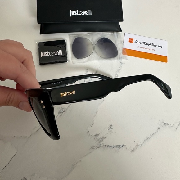 Brand new, never been worn. Just Cavalli Sunglasses w/ upgraded polarized lenses - Picture 4 of 10